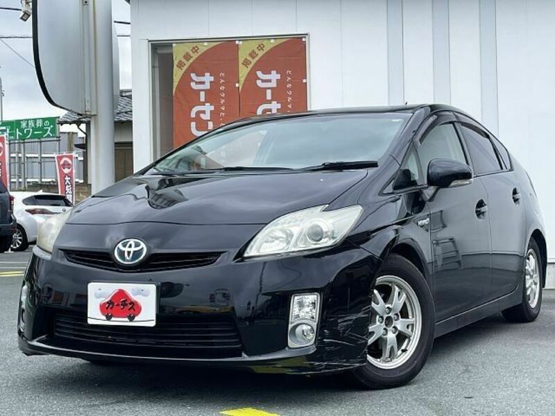 TOYOTA　PRIUS