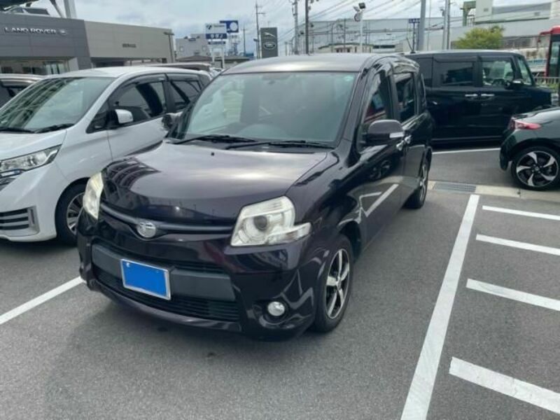 TOYOTA　SIENTA