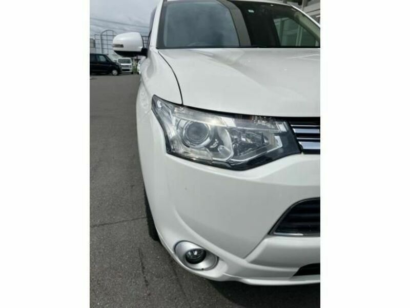 OUTLANDER PHEV-5