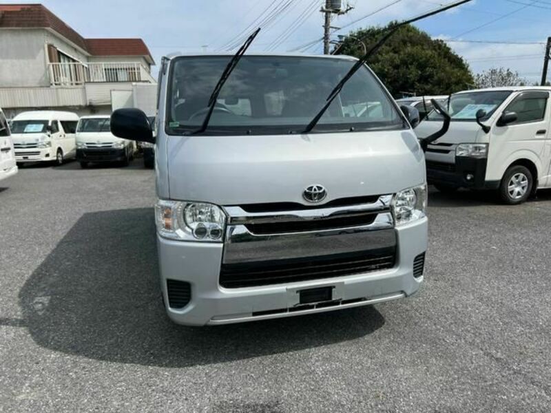 HIACE VAN-1