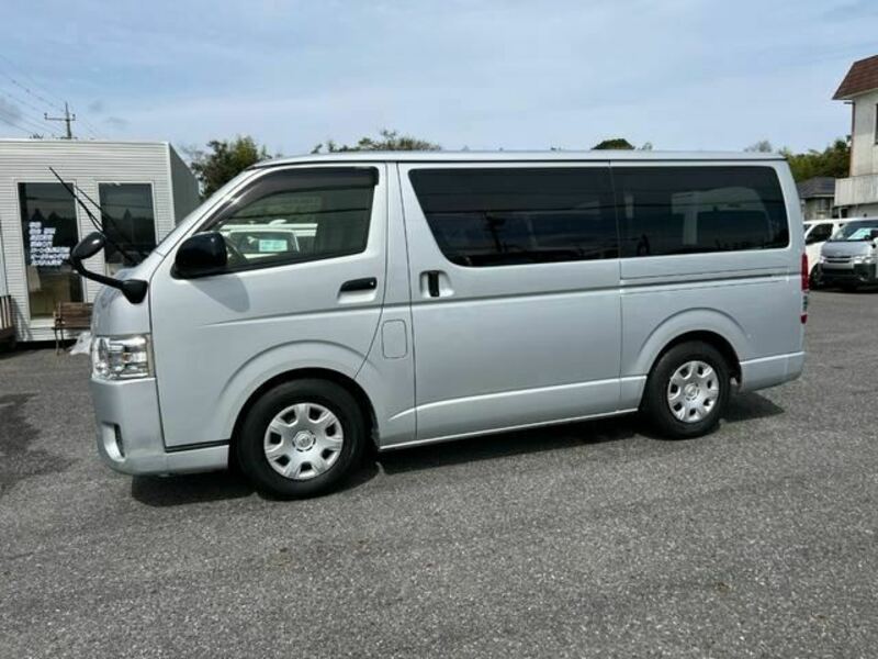 HIACE VAN-3