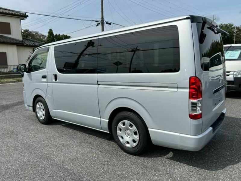 HIACE VAN-4