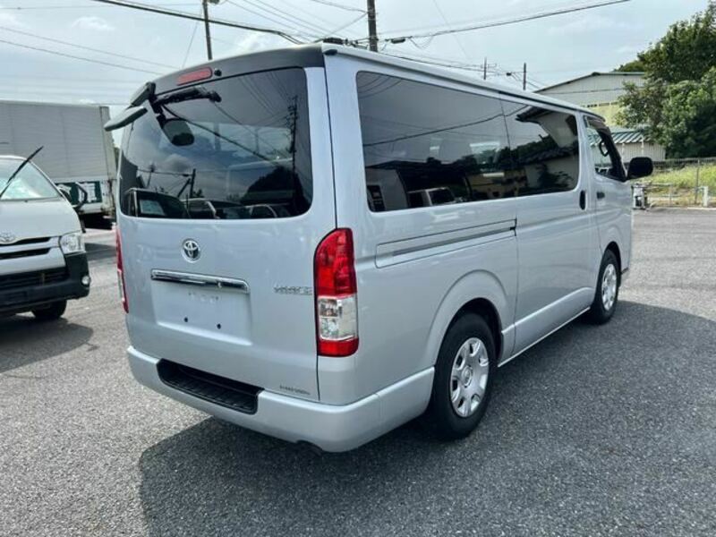 HIACE VAN-6