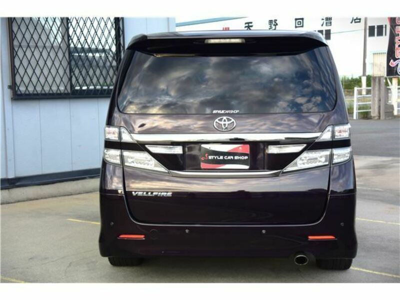 VELLFIRE-2