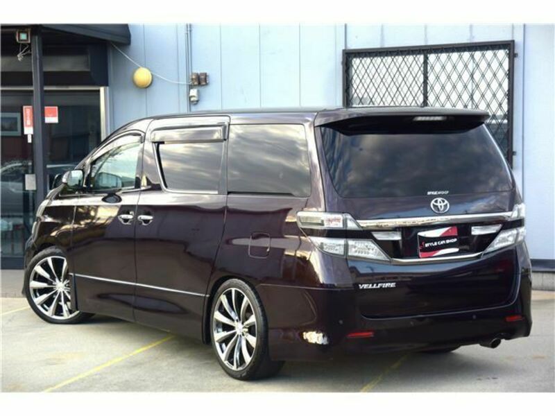 VELLFIRE-6