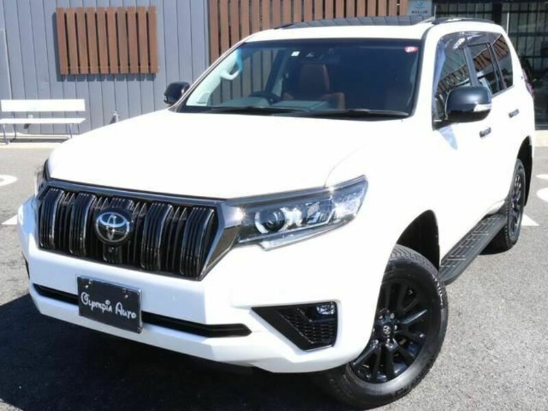 TOYOTA　LAND CRUISER PRADO