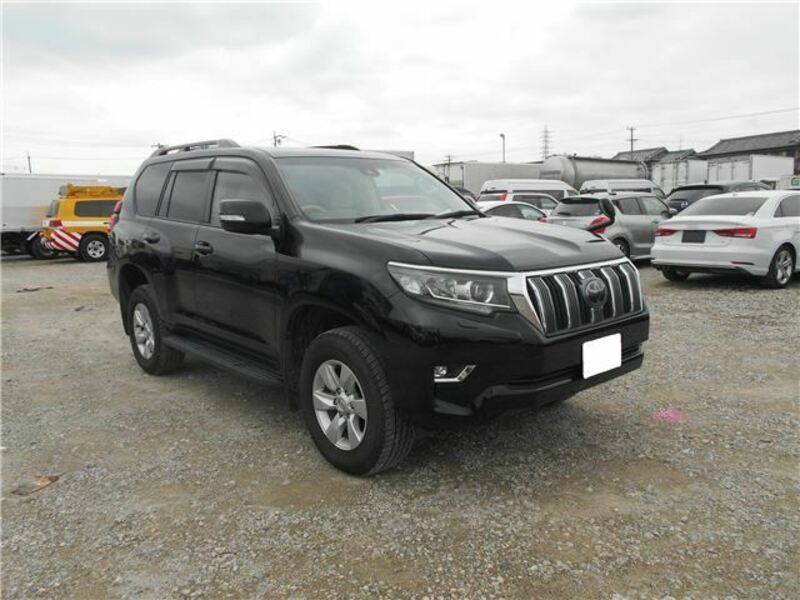 TOYOTA　LAND CRUISER PRADO