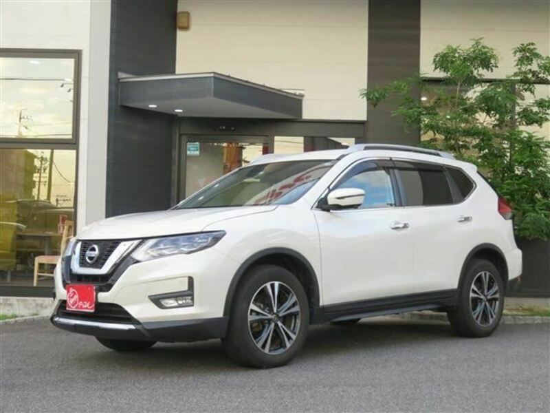 NISSAN　X-TRAIL