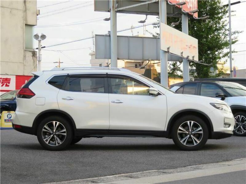 X-TRAIL-20