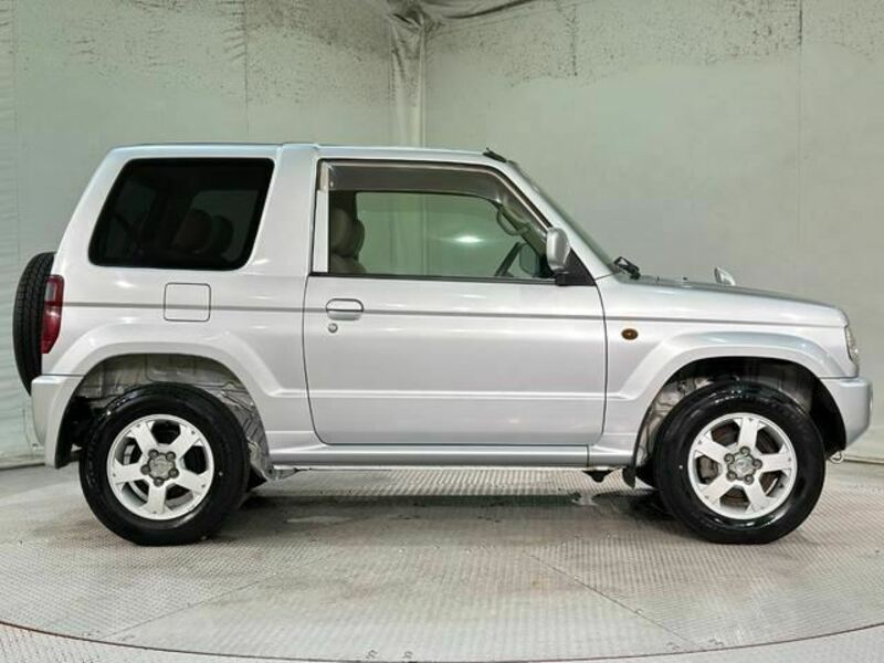 PAJERO MINI-12