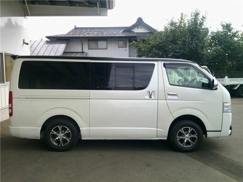 HIACE VAN-7