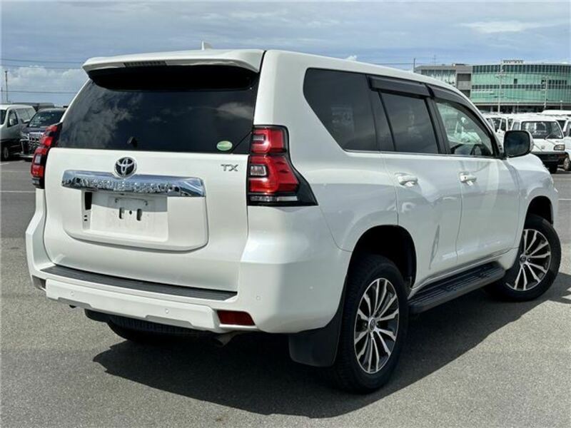 LAND CRUISER PRADO-1