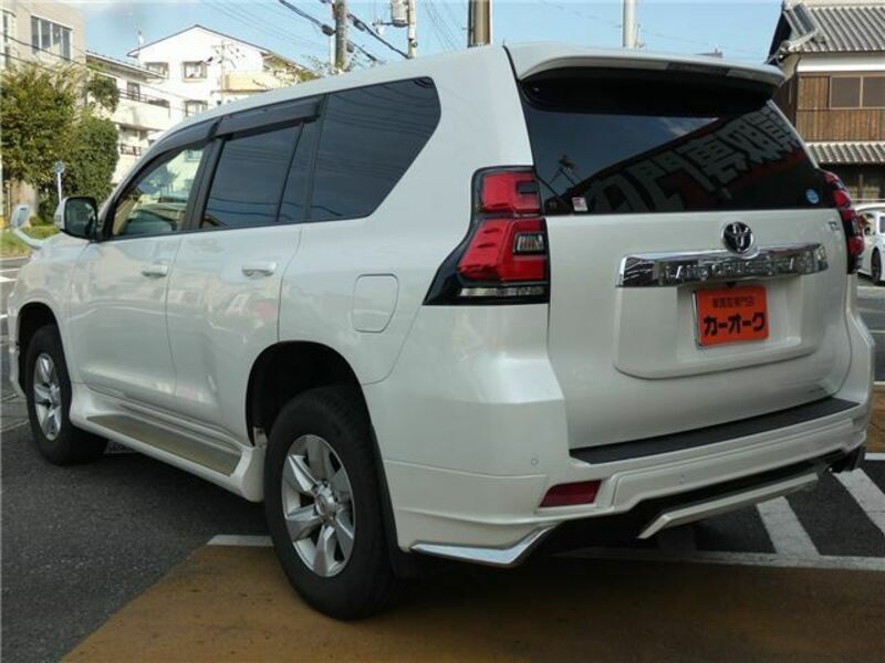 LAND CRUISER PRADO-3