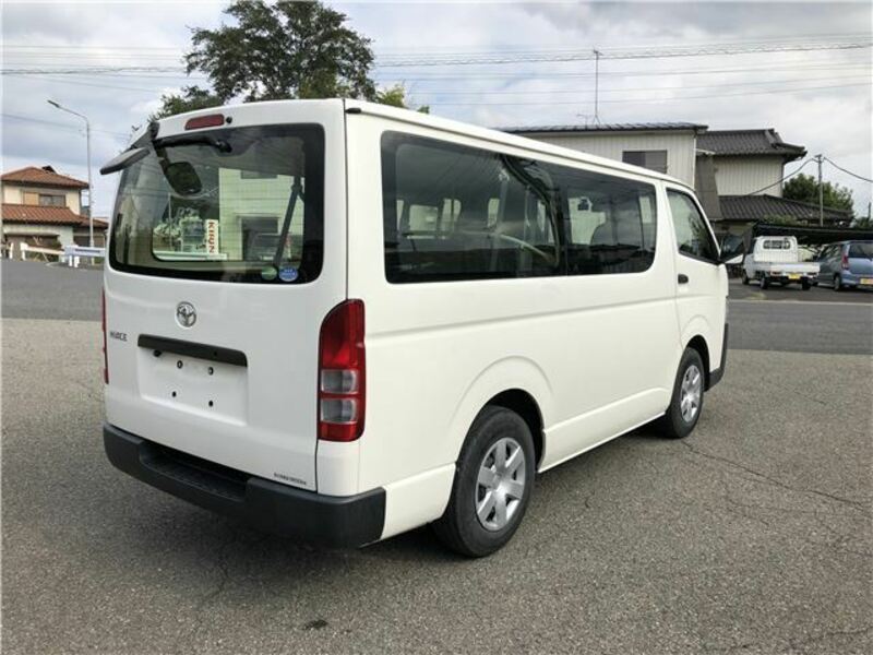 HIACE VAN-4