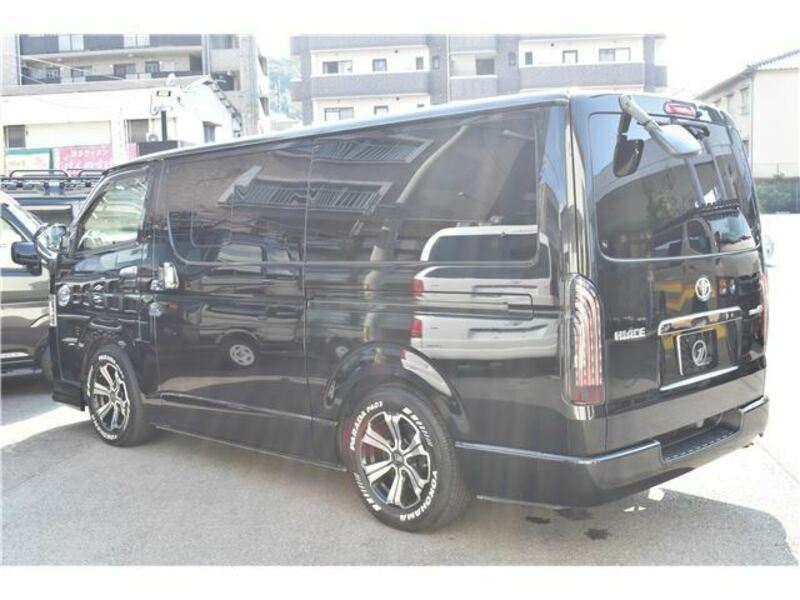 HIACE VAN-6