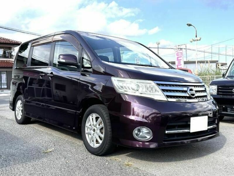 NISSAN　SERENA