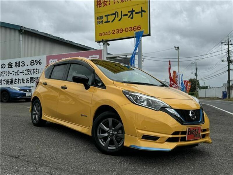 NISSAN　NOTE