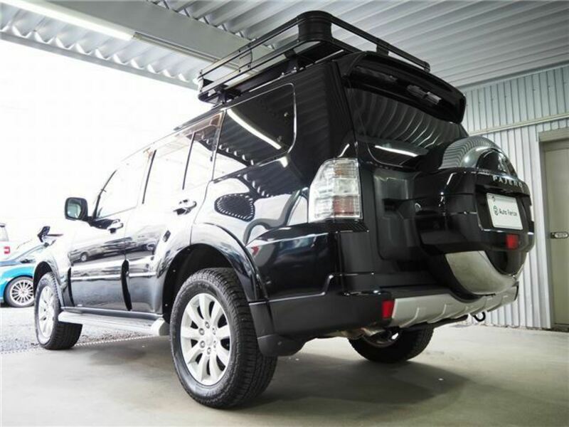 PAJERO-23