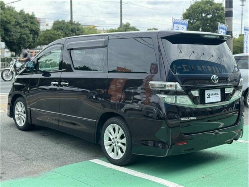 VELLFIRE-1