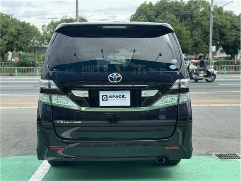 VELLFIRE-8