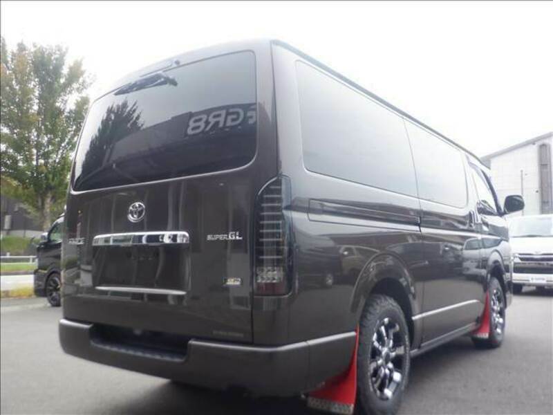 HIACE VAN-14