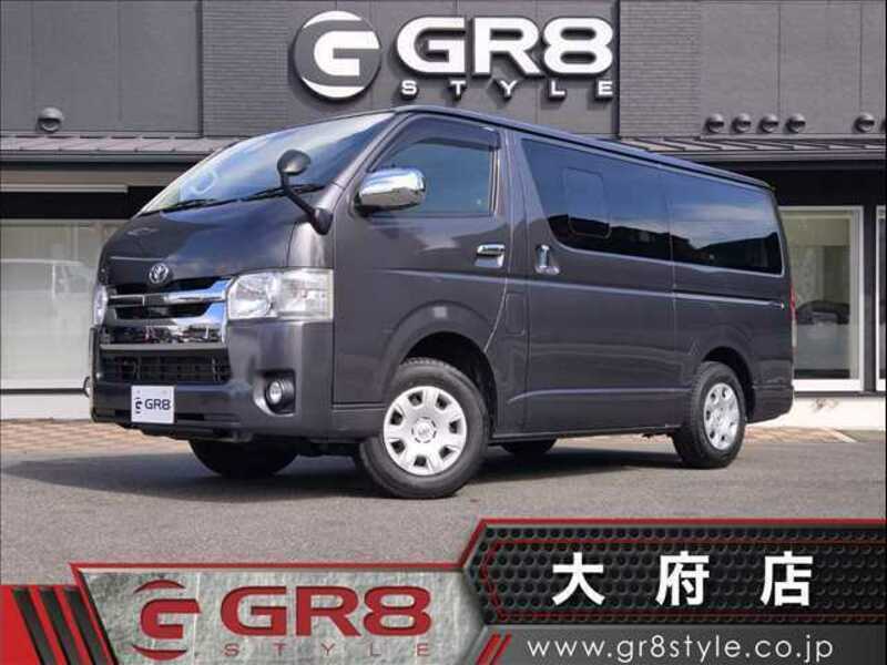 TOYOTA　HIACE VAN