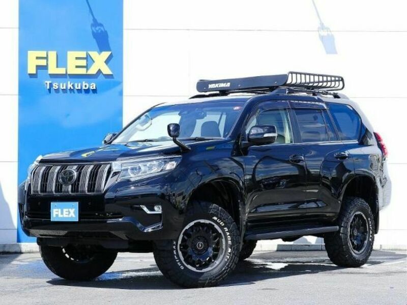 TOYOTA　LAND CRUISER PRADO