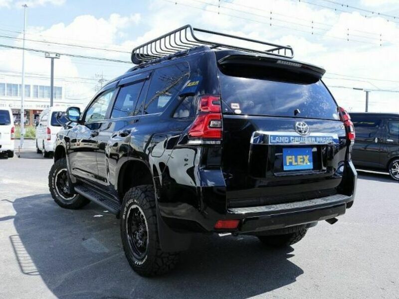 LAND CRUISER PRADO-14