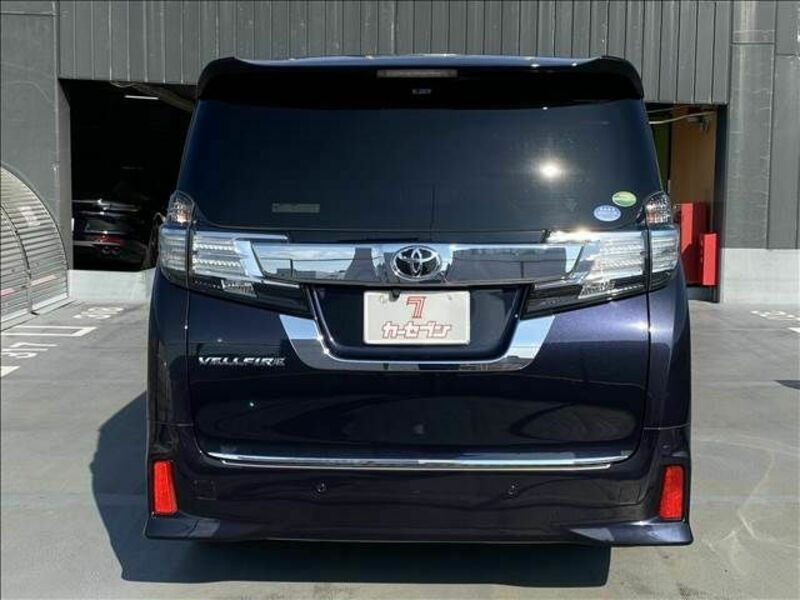 VELLFIRE-5