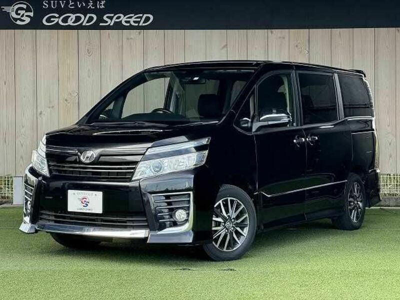 TOYOTA　VOXY