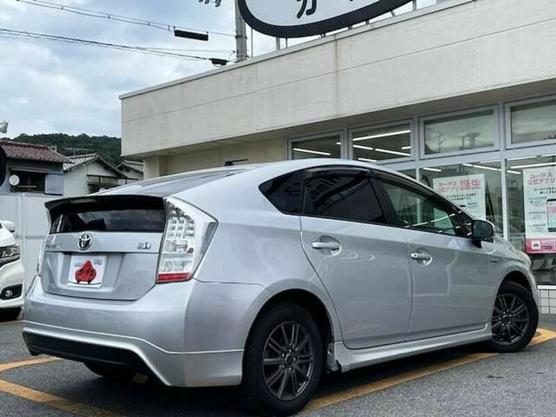 PRIUS-2