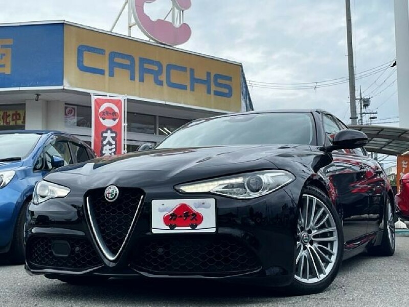 ALFA ROMEO　GIULIA