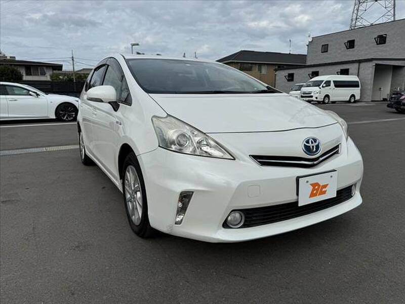 PRIUS ALPHA-7