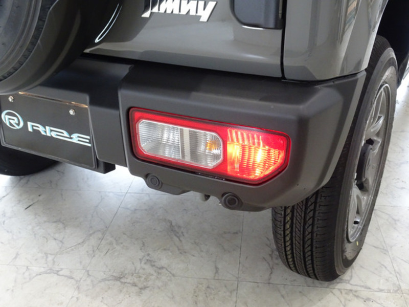 JIMNY-11