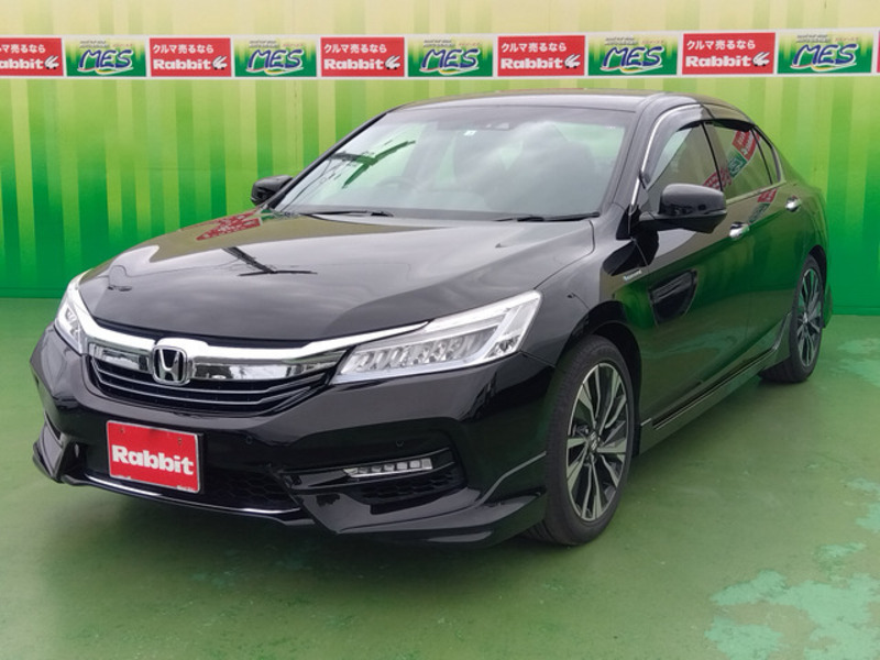 HONDA　ACCORD HYBRID