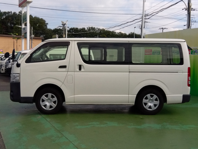 HIACE VAN-4