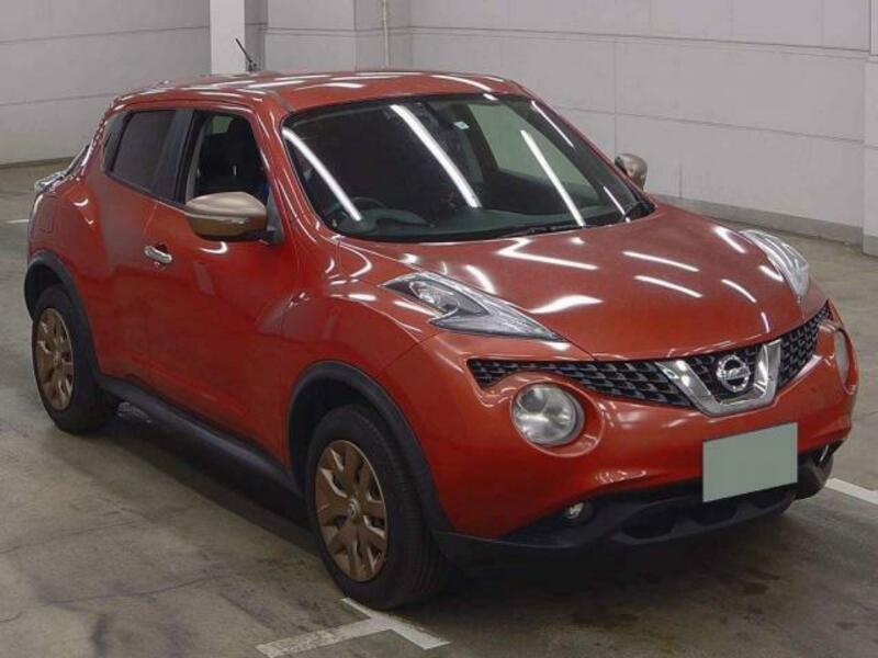 NISSAN　JUKE