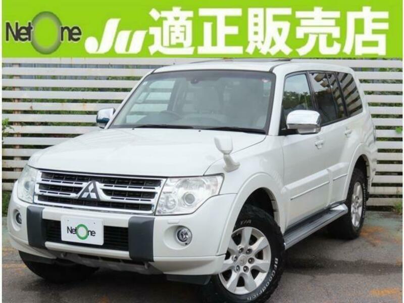 MITSUBISHI　PAJERO