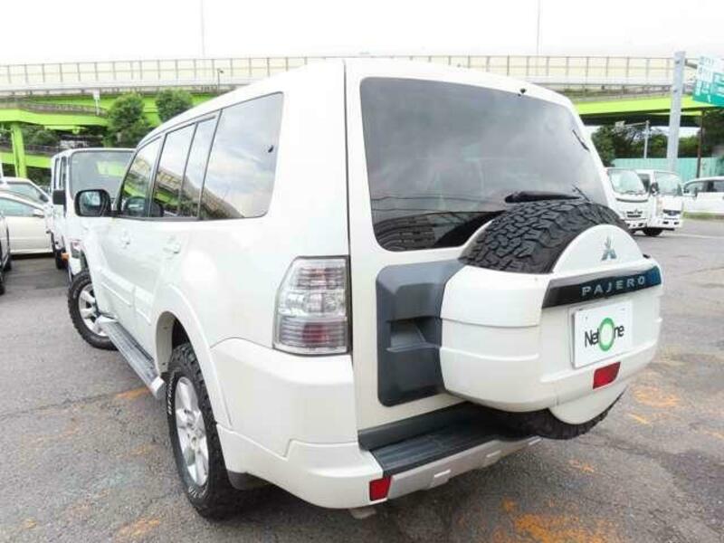 PAJERO-19