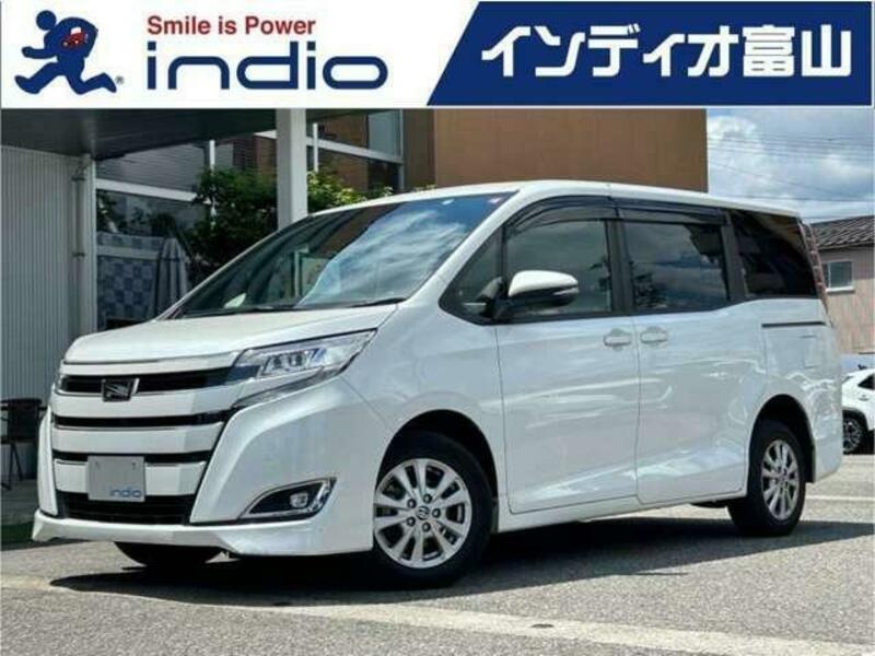 TOYOTA　NOAH