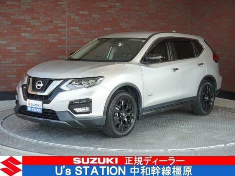 NISSAN　X-TRAIL