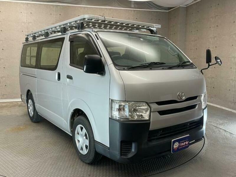 HIACE VAN-8