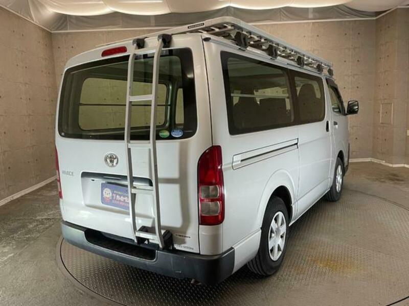 HIACE VAN-10