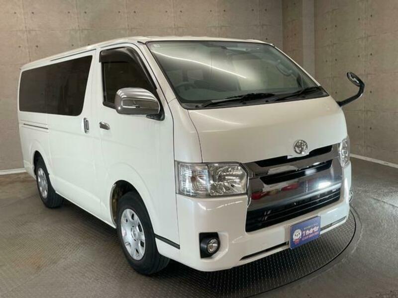 HIACE VAN-9