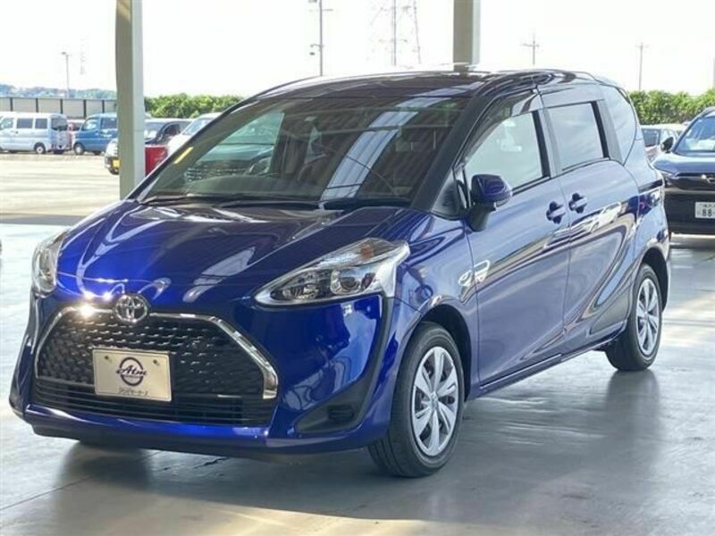 TOYOTA　SIENTA