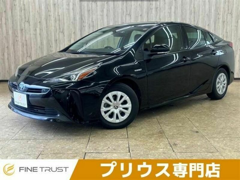 TOYOTA　PRIUS