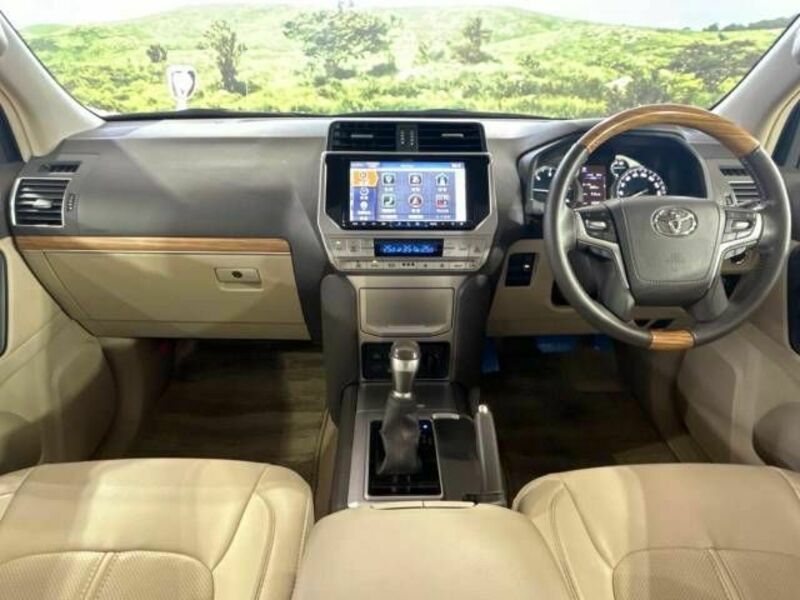 LAND CRUISER PRADO-1