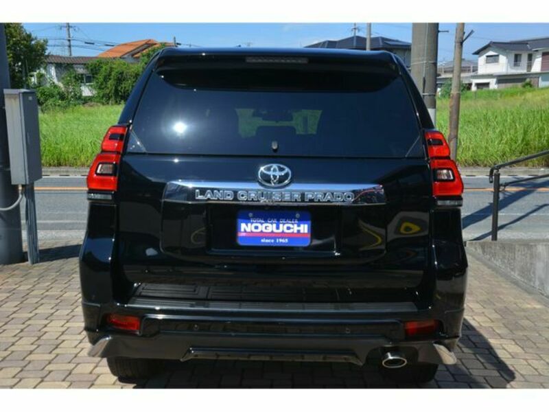 LAND CRUISER PRADO-5