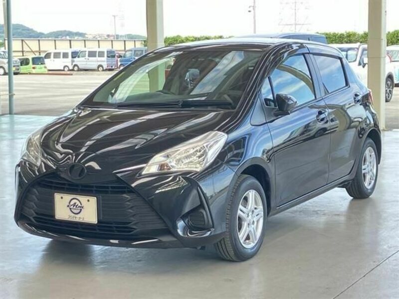 TOYOTA　VITZ