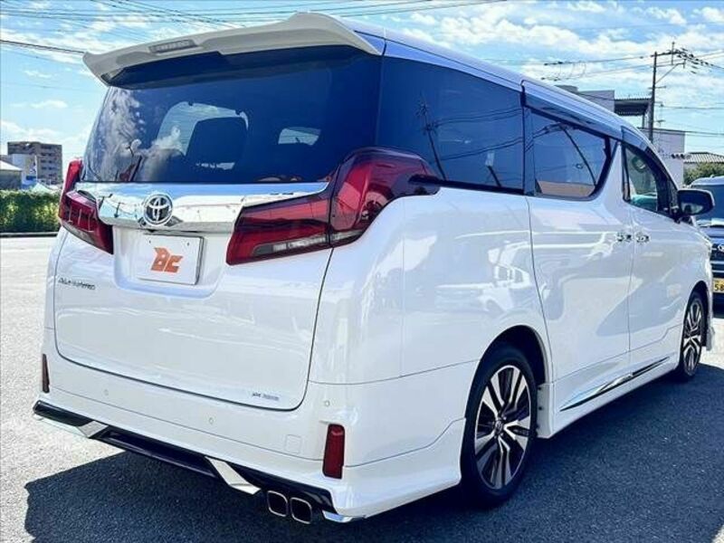 ALPHARD-12